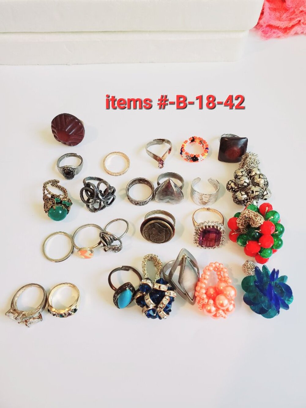 25 Rings , items # B -18-42,  wt., 132 grams.